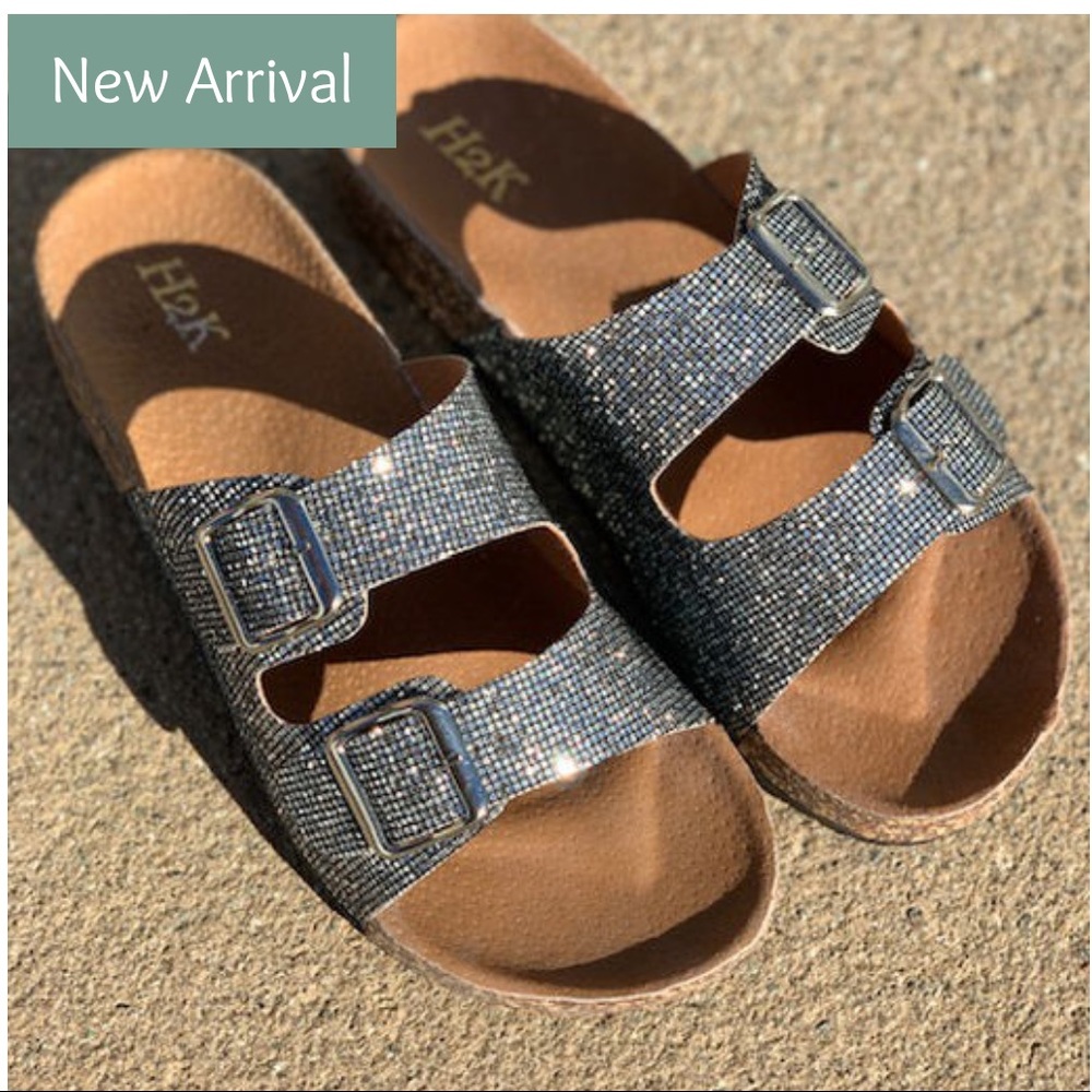 Diamond Strap of Sandals / Slides Size 8